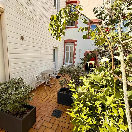 Zephyra Studio Deluxe Dans Residence Privee Avec Patio A Proximite