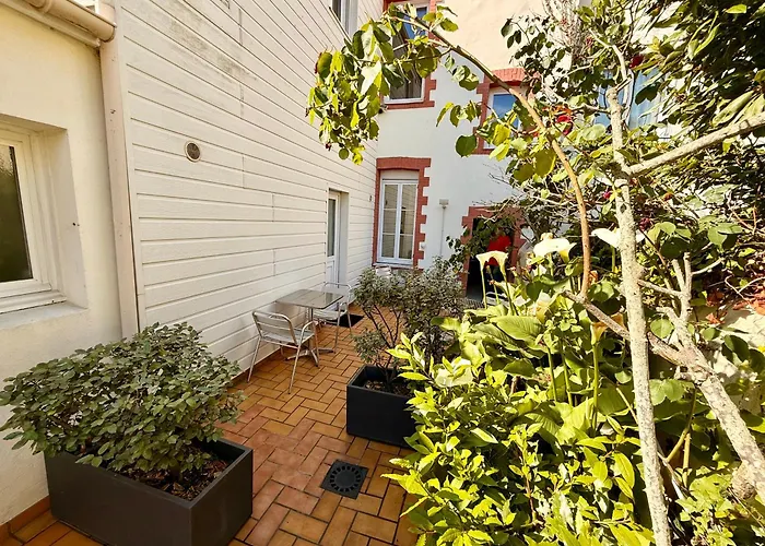 Zephyra Deluxe Dans Privee Avec Patio A Proximite Apartament